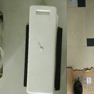 Hộc bàn máy may