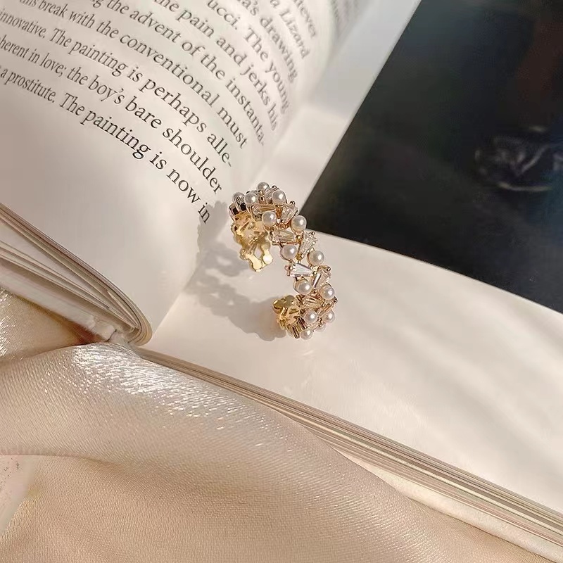 Nhẫn Đính Ngọc Trai Giả Cao Cấp Sang Trọng Dành Cho Nữ