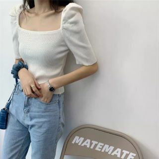 (SẴN) Áo len hè cổ vuông tay phồng