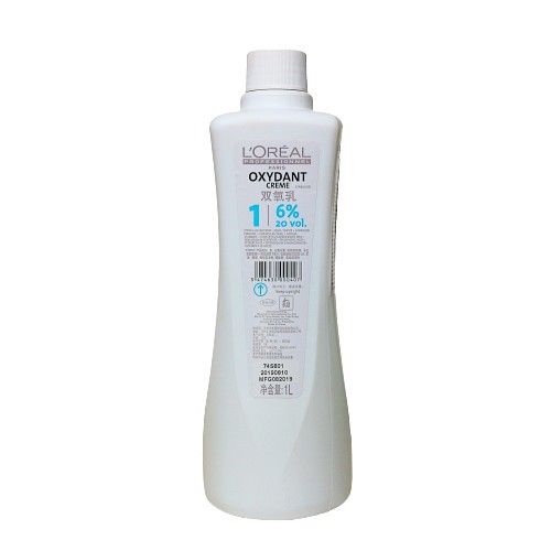 Kem oxy Trợ Nhuộm Loreal Oxydant Creme 1000ml giúp mở biểu bì tóc, kích hoạt hạt màu lên tông chuẩn ,đẹp