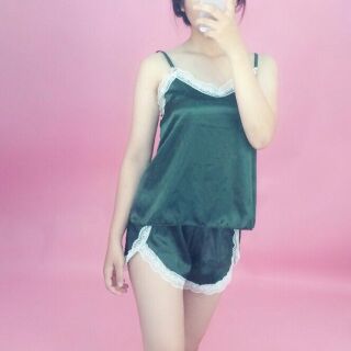 Bộ phi bóng mặc nhà viền ren