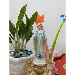 Tượng Đức mẹ ban ơn
