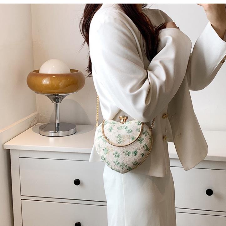 Túi xách nữ túi đeo chéo đẹp kẹp nách đeo vai Hàn Quốc sang đi tiệc đi chơi cao cấp giá rẻ thêu hoa TX0007 Hana Bags