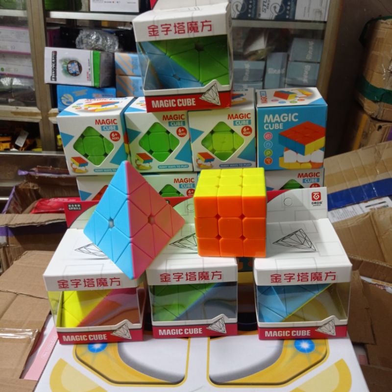 Đồ chơi Rubik nhiều mẫu loại đẹp