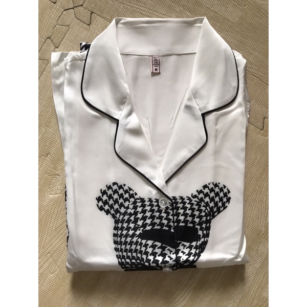 Pijama gấu caro Lei dài dài lụa