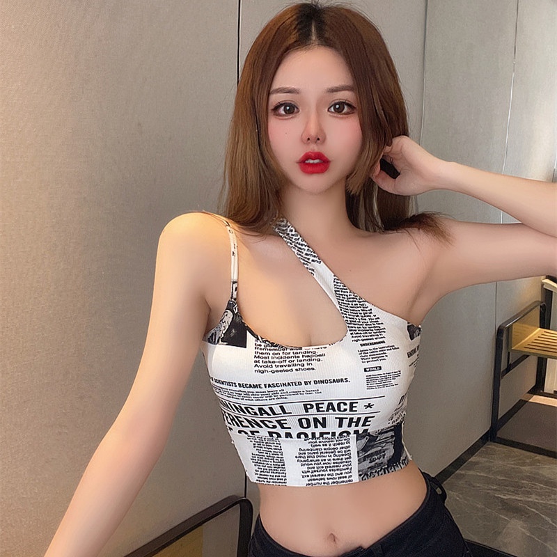 Áo Hai Dây Họa Tiết Tờ Báo Thời Trang Cho Nữ