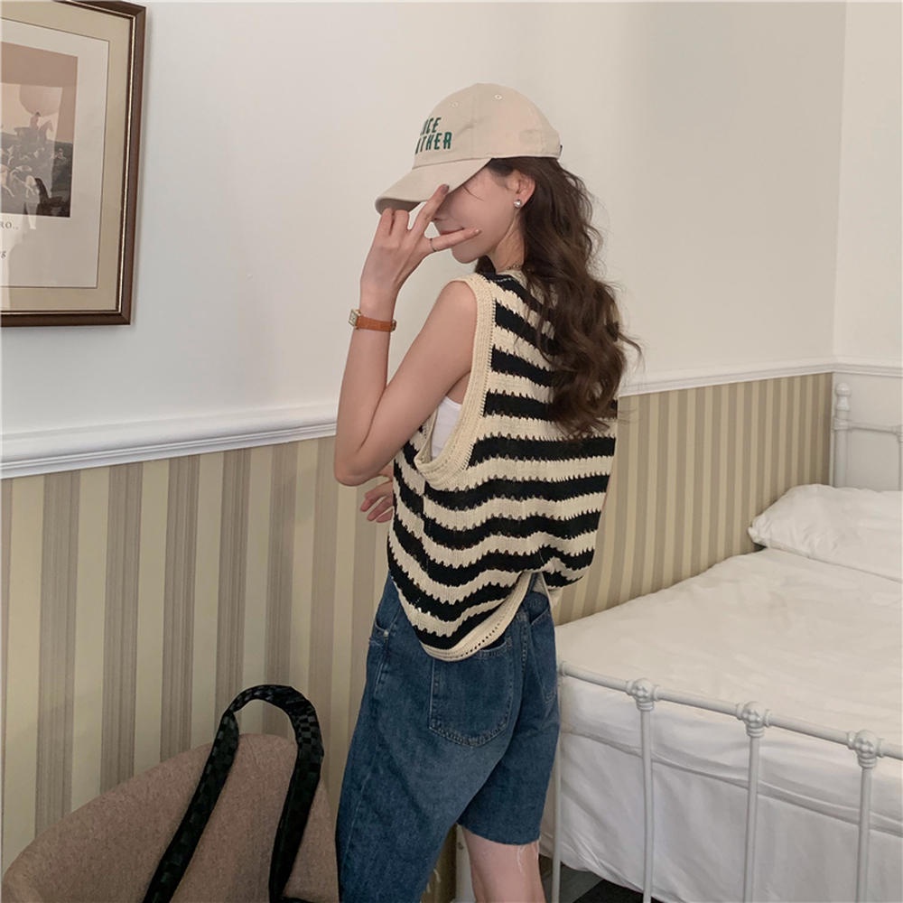 Áo Len Không Tay Dáng Rộng Họa Tiết Kẻ Sọc 50587