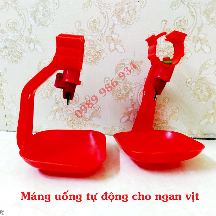 Bộ máng uống tự động cho vịt ngan dùng ống tròn 27 hoặc 25