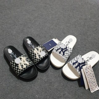 Dép Chữ Thêu , dép quai ngang nam hàng xuất dư kèm box  - Kuro Official