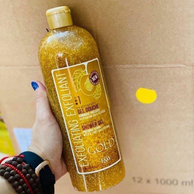 Sữa tắm tẩy da chết Fw so white