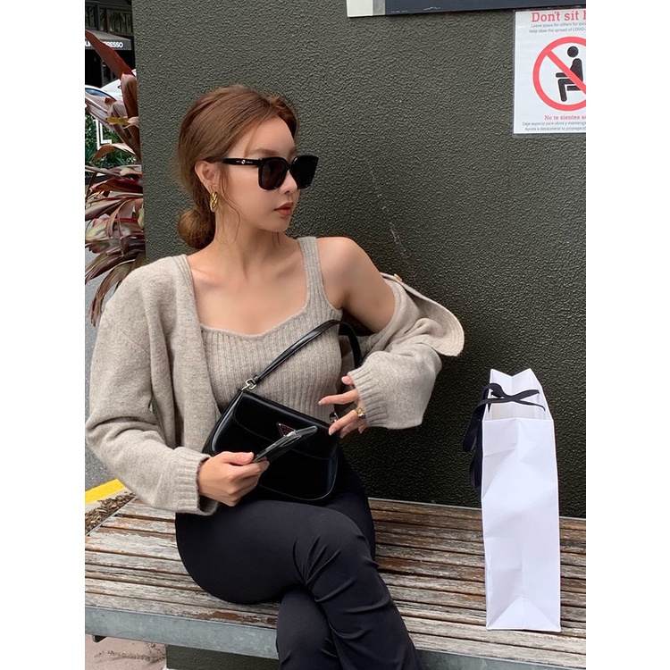 Set áo len áo khoác cardigan kèm áo len trong dệt kim siêu mịn cổ chữ V Celyn.clothes