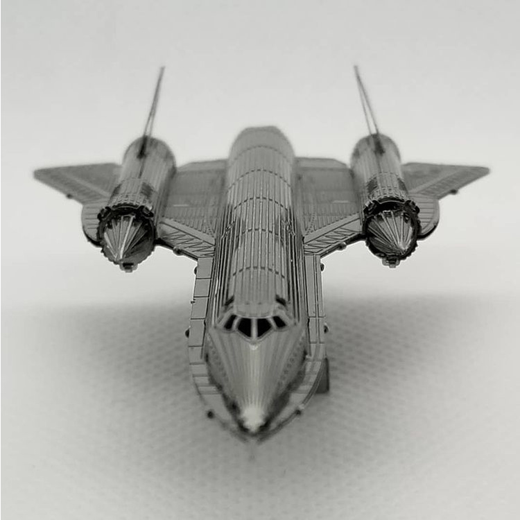 Mô Hình 3D Kim Loại Trinh Sát Chim Đen SR-71 Blackbird
