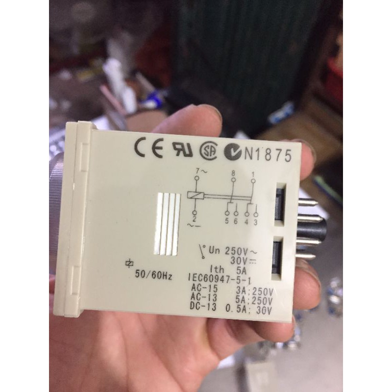 Rơle thời gian H3CR H3CR-A Timer Omron H3CR H3CR-A8 H3CR-A 0.05s - 300H đã kèm đế cắm
