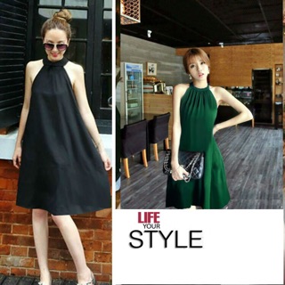 Đầm voan cổ yếm