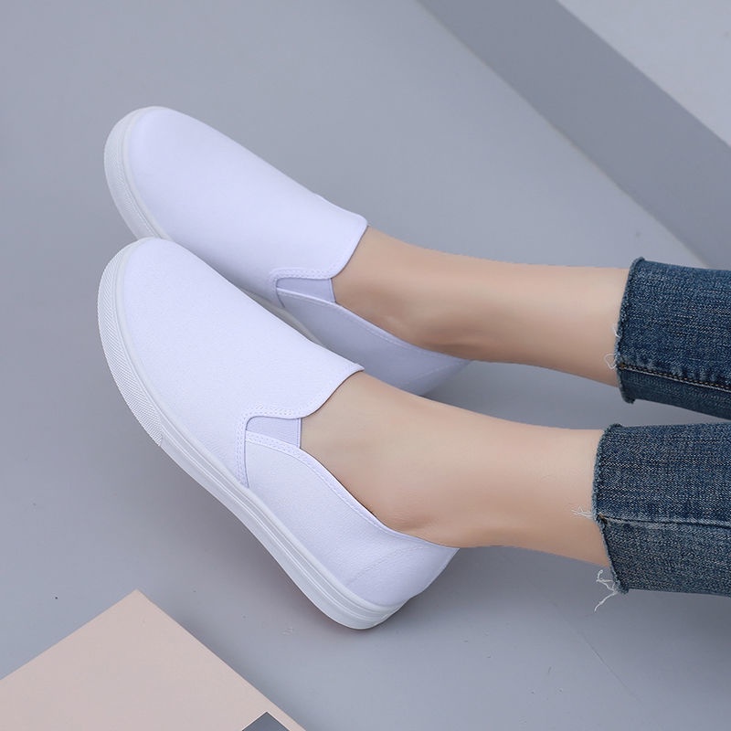 Giày Y Tá Đế Mềm Chống Trượt Siêu Nhẹ Thoải Mái Cho Nữ