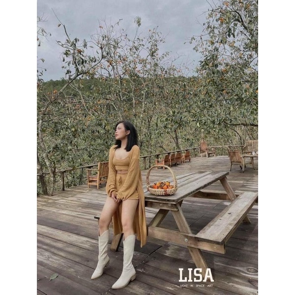 Đầm thiết kế Đoàn Ngân Châu