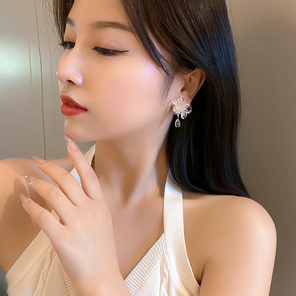 Khuyên Tai Kẹp Hình Hoa Bằng Acrylic Nhiều Màu Sắc Phong Cách Hàn Quốc Cổ Điển Thời Trang Cho Nữ