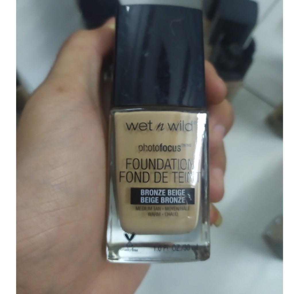 THANH LÝ BỊ LỖI DO VẬN CHUYỂN  KEM NỀN WET N WILD PHOTO FOCUS FOUNDATION