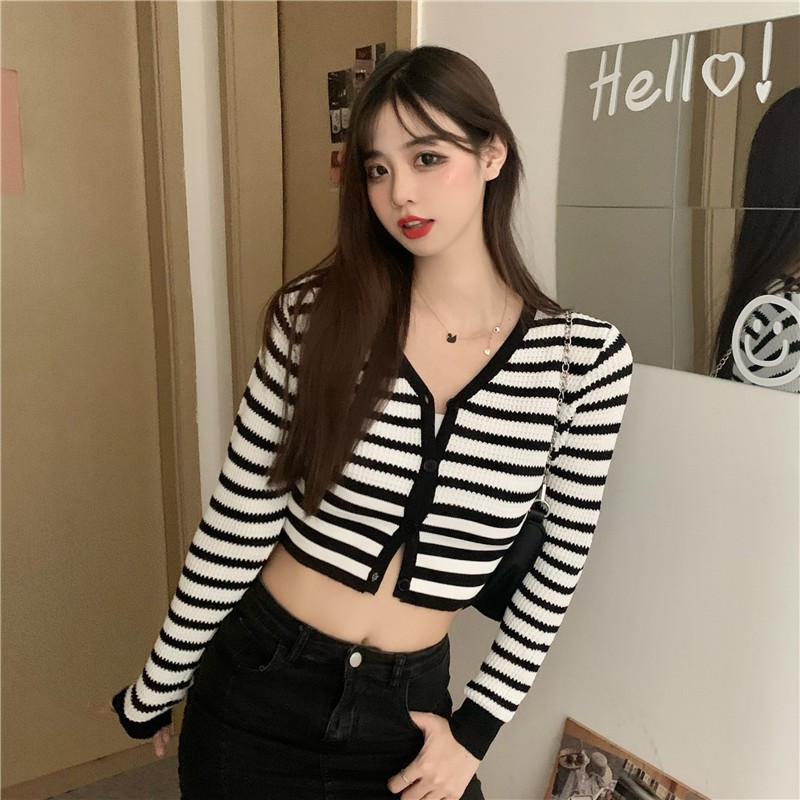 Áo Croptop Dệt Kim Tay Dài Cổ Chữ V Kẻ Sọc Phong Cách Hàn Quốc | BigBuy360 - bigbuy360.vn