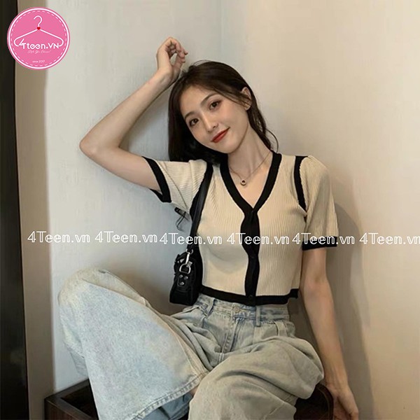 Áo croptop len tăm viền tay cổ tim