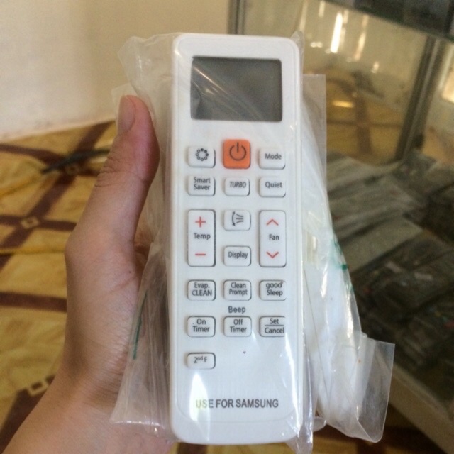 Điều khiển điều hoà SAMSUNG