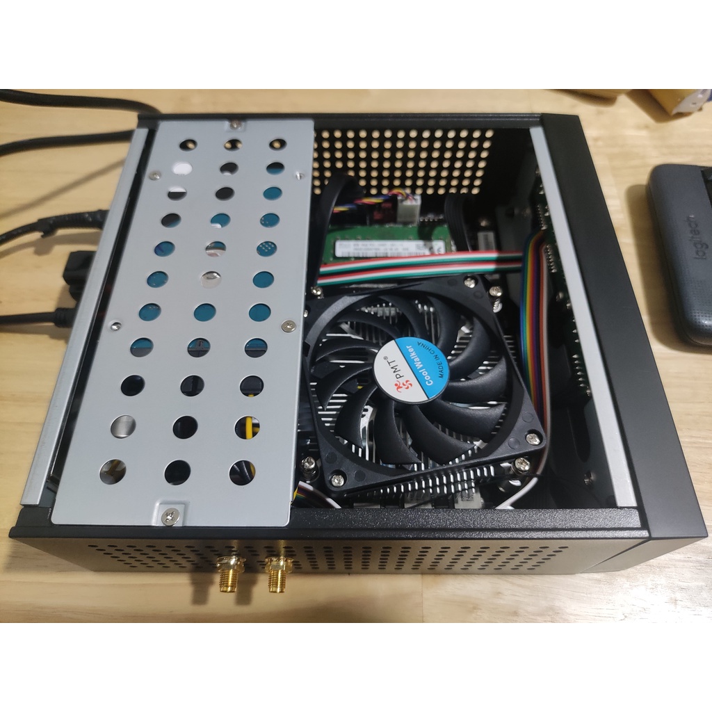 Máy tính Mini PC mainboard thin itx ECS i3 8100 DDR4 8GB | BigBuy360 - bigbuy360.vn