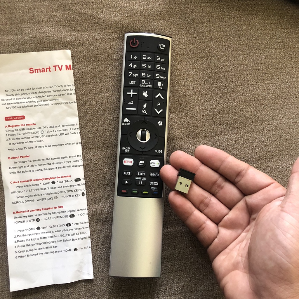 Điều khiển từ xa cho tivi LG MR 700 có cổng USB không giọng nói - Có nút bấm không giọng nói - Được tặng kèm pin