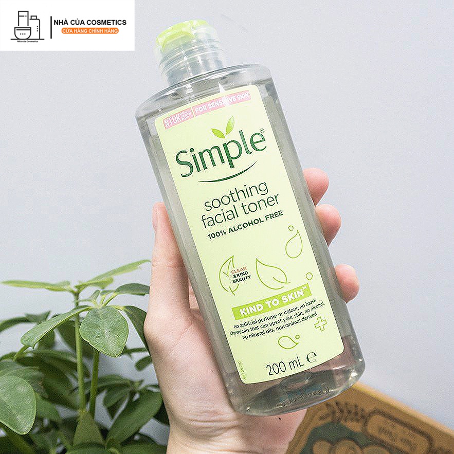 Nước Hoa Hồng Simple Cân Bằng Da Làm Dịu Da & Cấp Ẩm 200ml