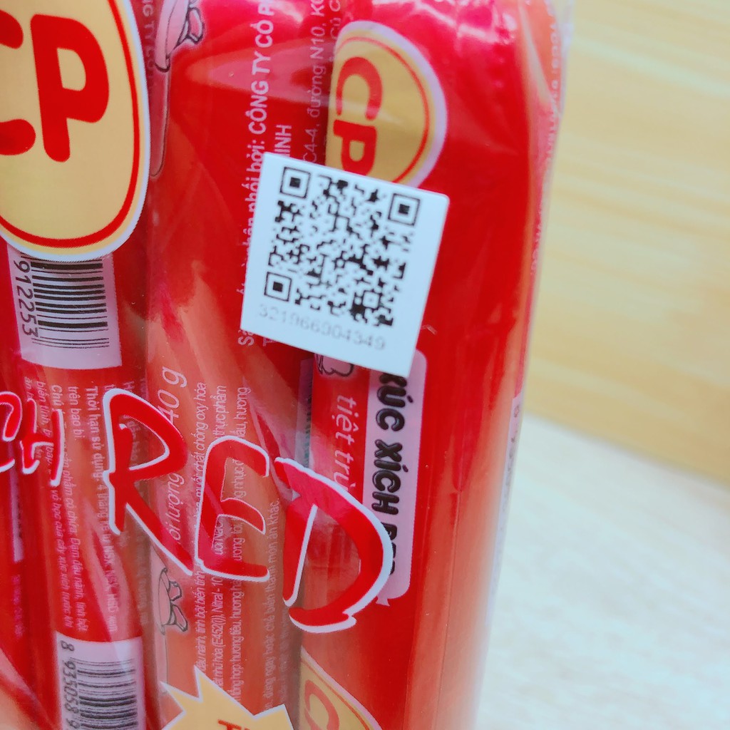 Xúc xích tiệt trùng red đỏ vị heo CP 200GR/ 5CÂY | BigBuy360 - bigbuy360.vn