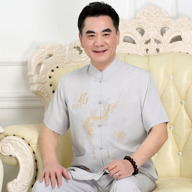 Bộ Hán Phục Ngắn Tay Phong Cách Trung Hoa Cho Đàn Ông Trung Niên