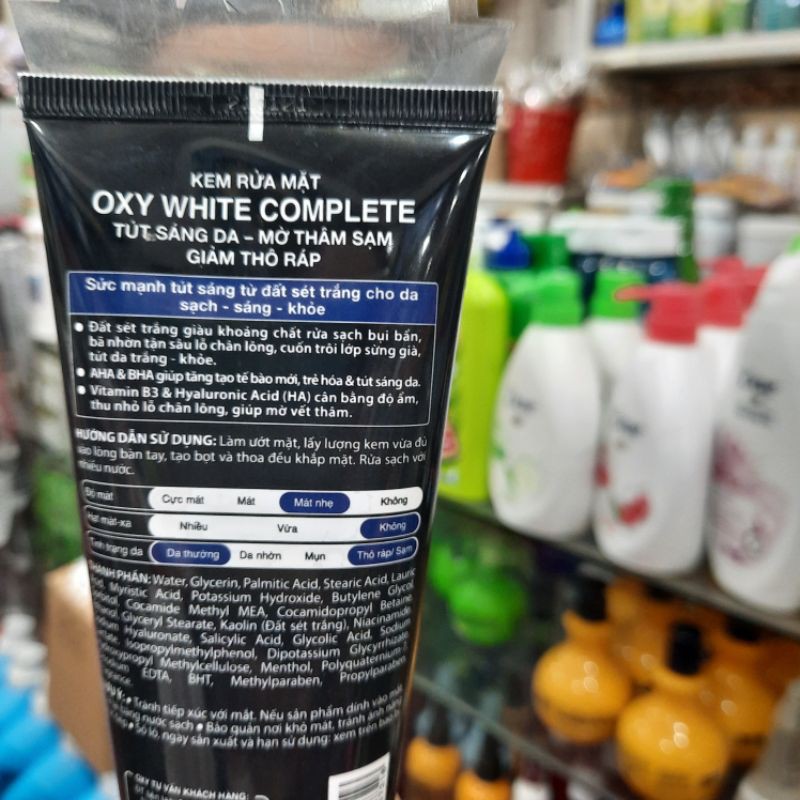 Kem rửa mặt tút sáng da - Oxy White Complete
