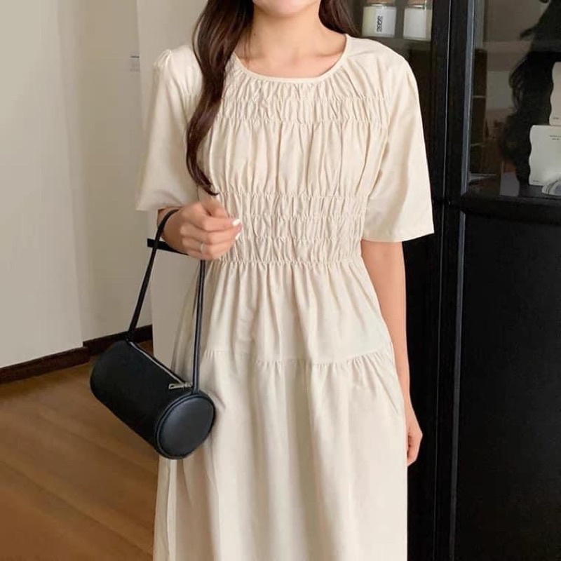 Đầm váy xoè nhún eo nhẹ cho các nàng checkin