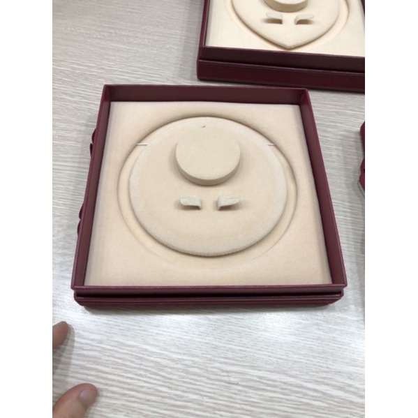 Hộp Pearl giấy cán bóng đựng bộ Ngọc, trang sức đẹp.
