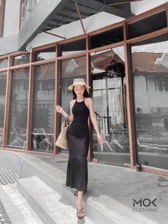 đầm yếm đuôi cá