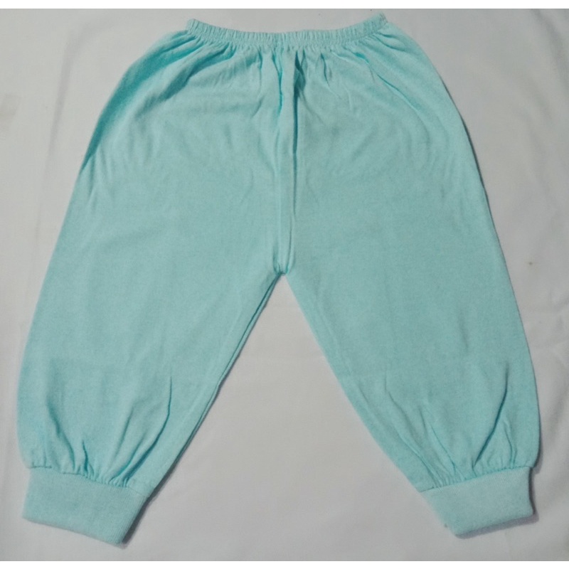 Quần sơ sinh Bossini màu, dài ống bo cho bé từ 3 - 17kg