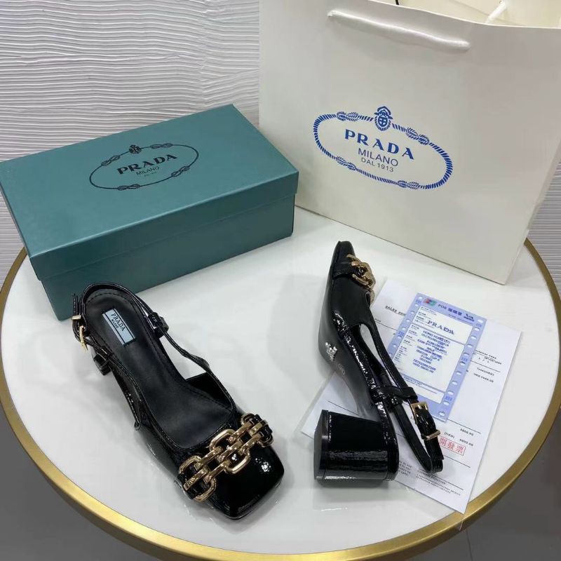 J(ẢNH THẬT) Sandal 5p Prada Quai Xích Mắc Cài Mũi Vuông Da Bóng Mềm Êm Fullbox Bill Túi Cao Cấp