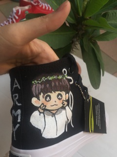 Giày converse vẽ tay