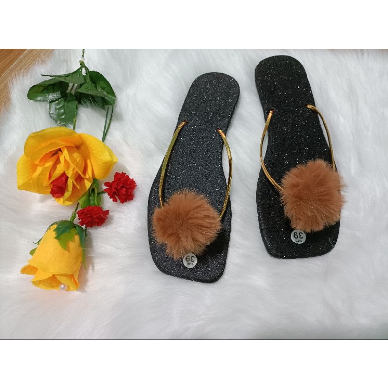 🌹 Dép kẹp kim tuyến đính lông siêu dễ thương cho chị e dạo phố