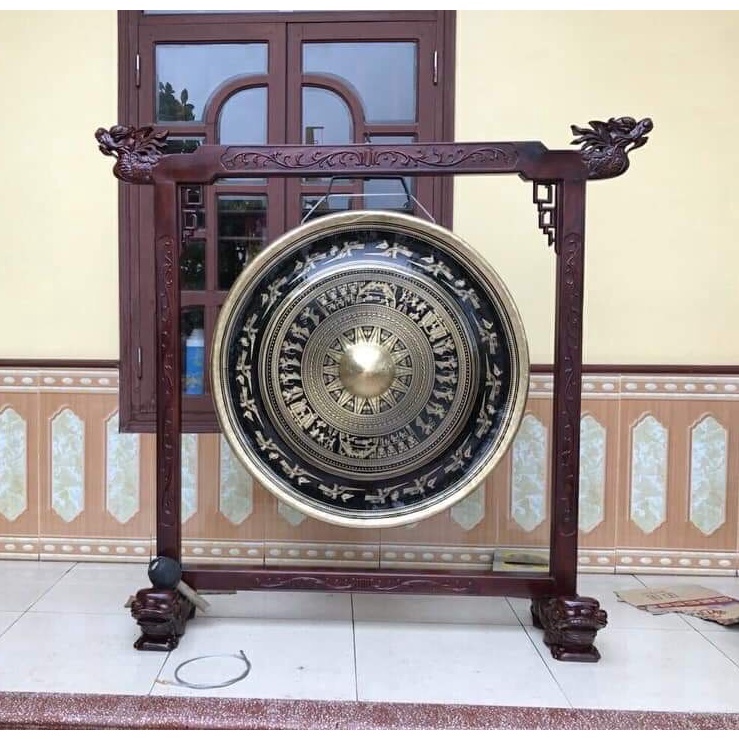 Cồng Chiêng đồng, dụng cụ âm nhạc dân gian ăn mòn hoạ tiết