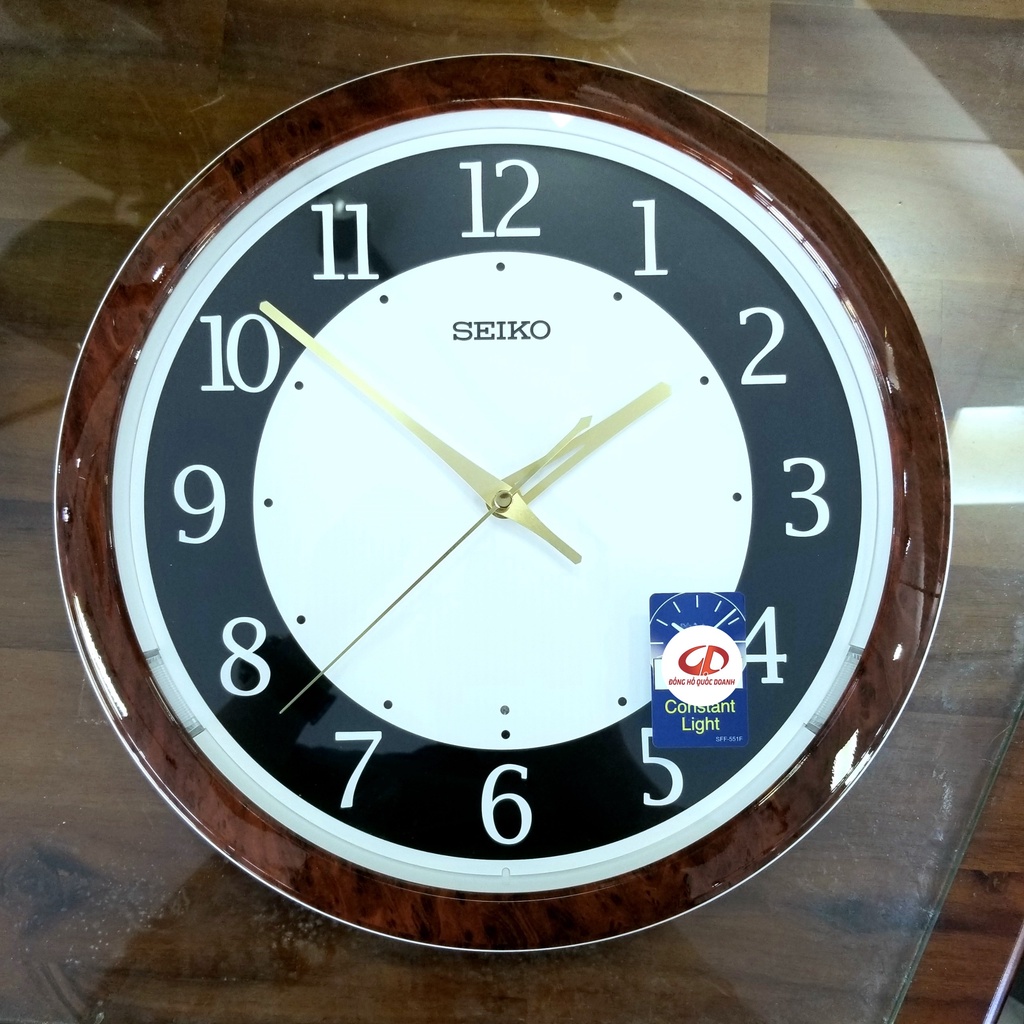 Đồng hồ Treo tường Seiko QXA788B | QXA788Z Tự Động Phát Sáng - Chính Hãng Nhật Bản