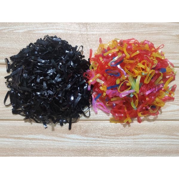 1 lạng chun buộc tóc loại màu hoặc đen cho bé cho mẹ