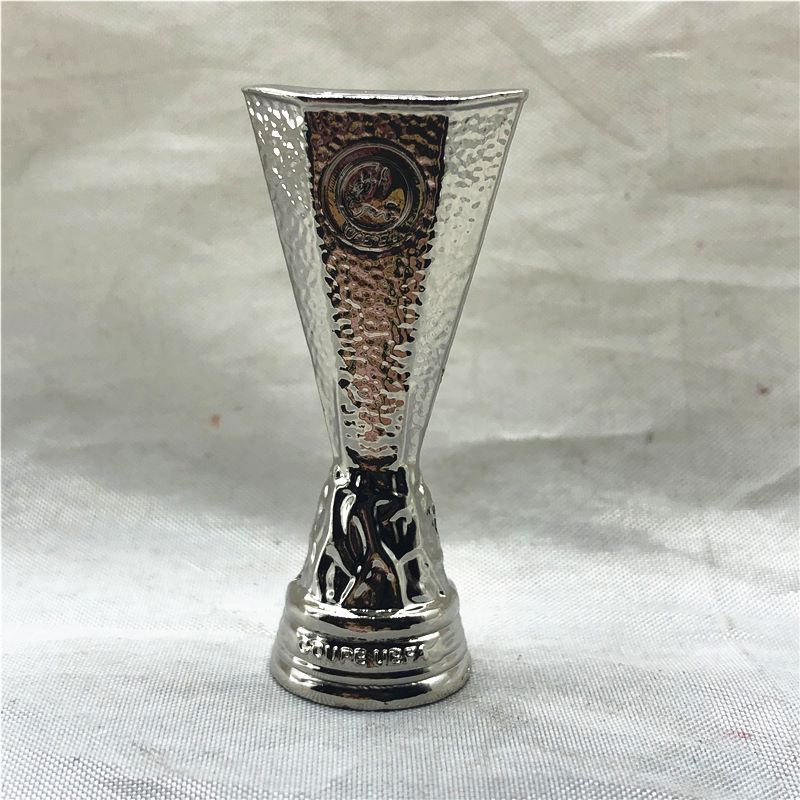 Quả Bóng Đá Kim Loại 4.5cm UEFA Europa League Champion Chuyên Dụng