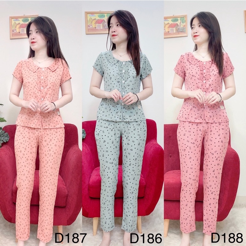 Đồ bộ mặc nhà chất đũi lạnh mềm, mát thấm hút tốt. Tay ngắn quần lỡ mặc nhà rất thoải mái