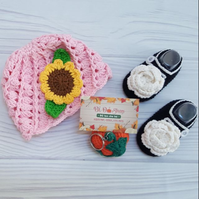 Set nón+giày - Đồ len handmade cho bé !!