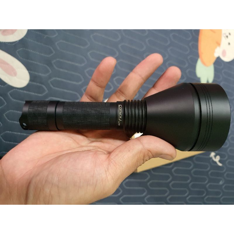 Đèn pin siêu sáng Convoy L21b Sft40 2000lm, 1200m