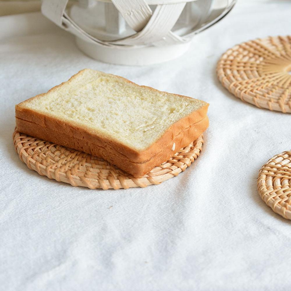 Tấm Lót Bàn Ăn Cách Nhiệt Bằng Mây Đan Tự Nhiên