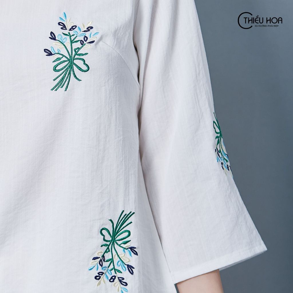 Áo trung niên nữ tay lỡ Chất Vải Linen Mềm Nhẹ, thêu hoa thanh lịch Thương hiệu Thiều Hoa P0109