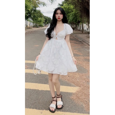 ĐẦM TAY PHỒNG KHOÉT LƯNG RÚT NGỰC