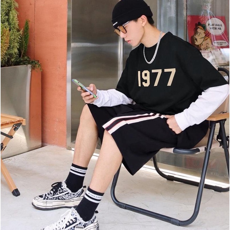 Áo phông phản quang 1977 form rộng đẹp- Áo thun tay lỡ Unisex nam nữ kiểu hàn quốc vải cotton HARI in hoạ tiết