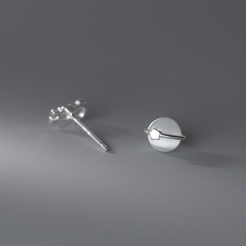 Khuyên Tai Bạc Mini Hình Hành Tinh / Phi Hành Gia Hoạt Hình Đáng Yêu Cho Nữ